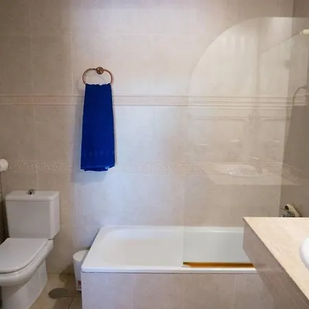 Vergel With Huge Private Pool, Jacuzzi, Sauna & Bbq By Amazzzing Travel