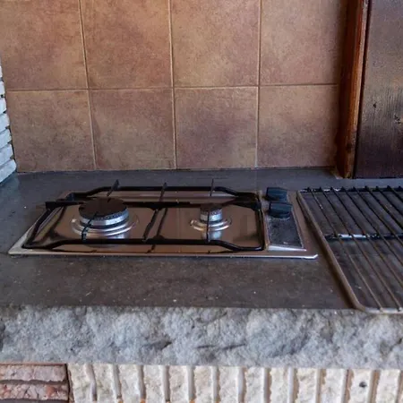 Vergel With Jacuzzi, Large Private Pool, Sauna&bbq By Amazzzing Travel