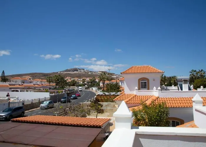 Villa Villa Vergel With Large Private Pool Jacuzzi Bbq In Frontline Caleta De Fuste Golf By Amazzzing Travel La Guirra