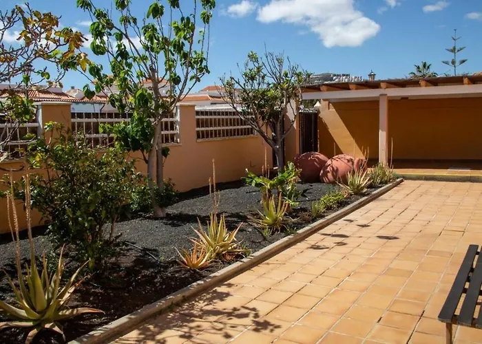 Villa Vergel With Large Private Pool Jacuzzi Bbq In Frontline Caleta De Fuste Golf By Amazzzing Travel Villa *
