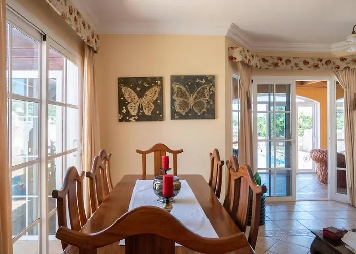 Villa Vergel With Large Private Pool Jacuzzi Bbq In Frontline Caleta De Fuste Golf By Amazzzing Travel Villa